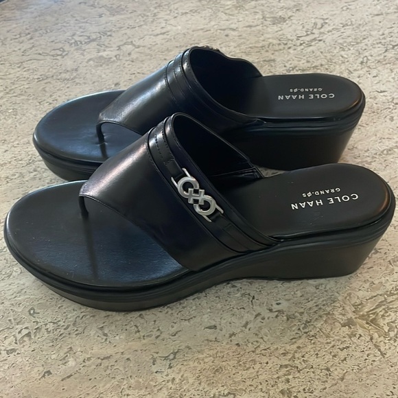 Cole Haan Lindy Grand Wedge Sandal 9 Black NEW - Picture 5 of 11